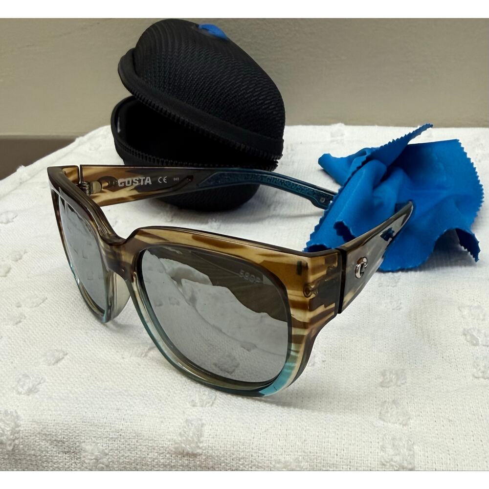 Costa Waterwoman 580P Polarized Sunglasses | Tortoise Blue Fade | Like New